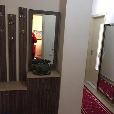Jon Apartment Korce
