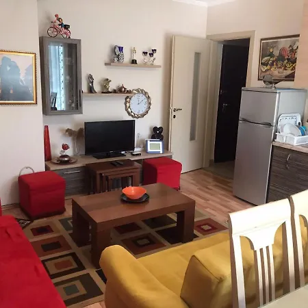 Jon Apartment *
